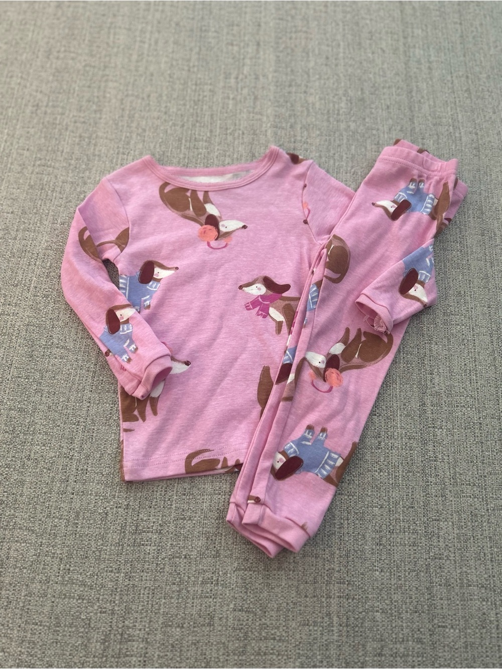 Carter’s Pink Dog-Print Pajama Set. Size 18M. NWOT